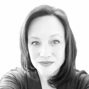 Meet your Posher, Adrianne